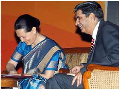 Sonia Gandhi and Vinod Mehta
