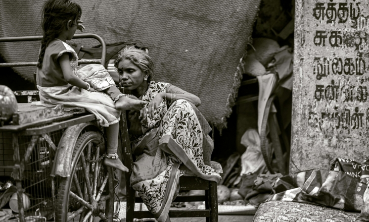 India poverty: 1