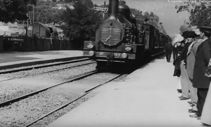L'arrivée d'un train en gare de La Ciotat