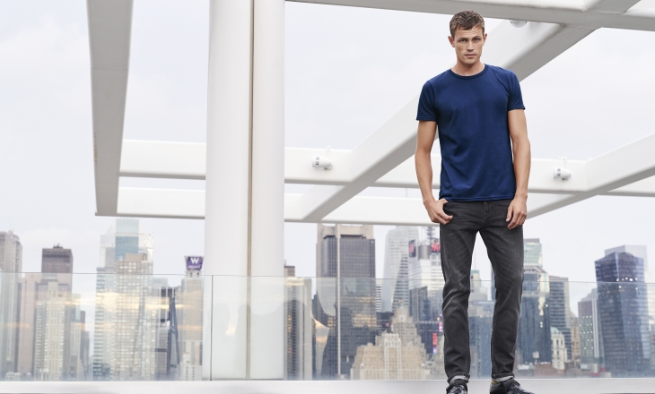 T-shirt market